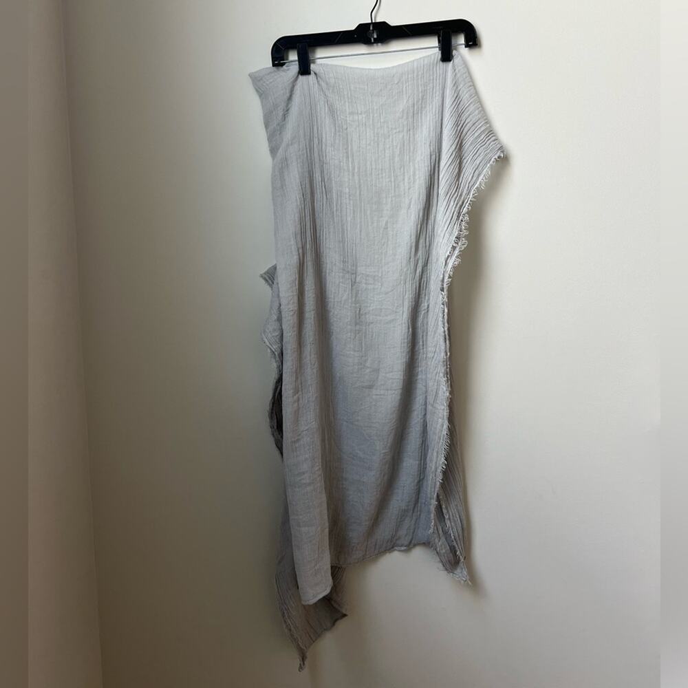 Tasha Nordstrom Grey Scarf